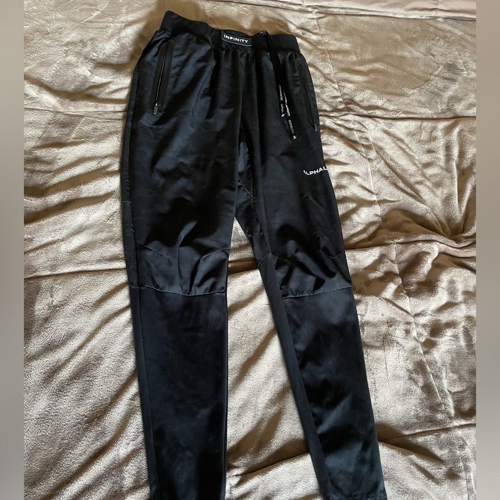 Alphalete joggers